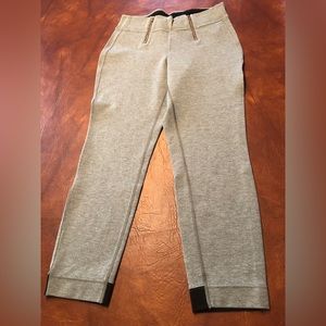 Kit and Ace cropped stretch pants w copper zippers detail